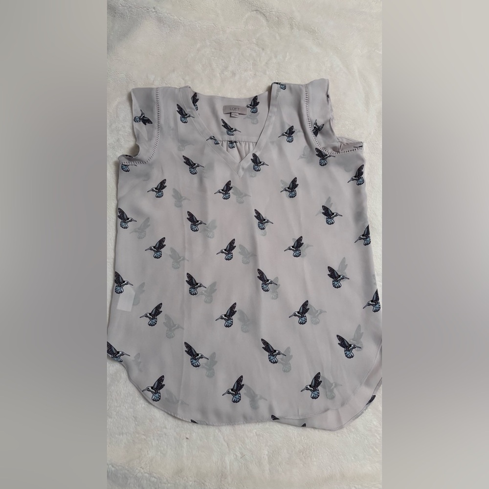 Ann Taylor LOFT off-white hummingbird Sleeveless Top - excellent condition.